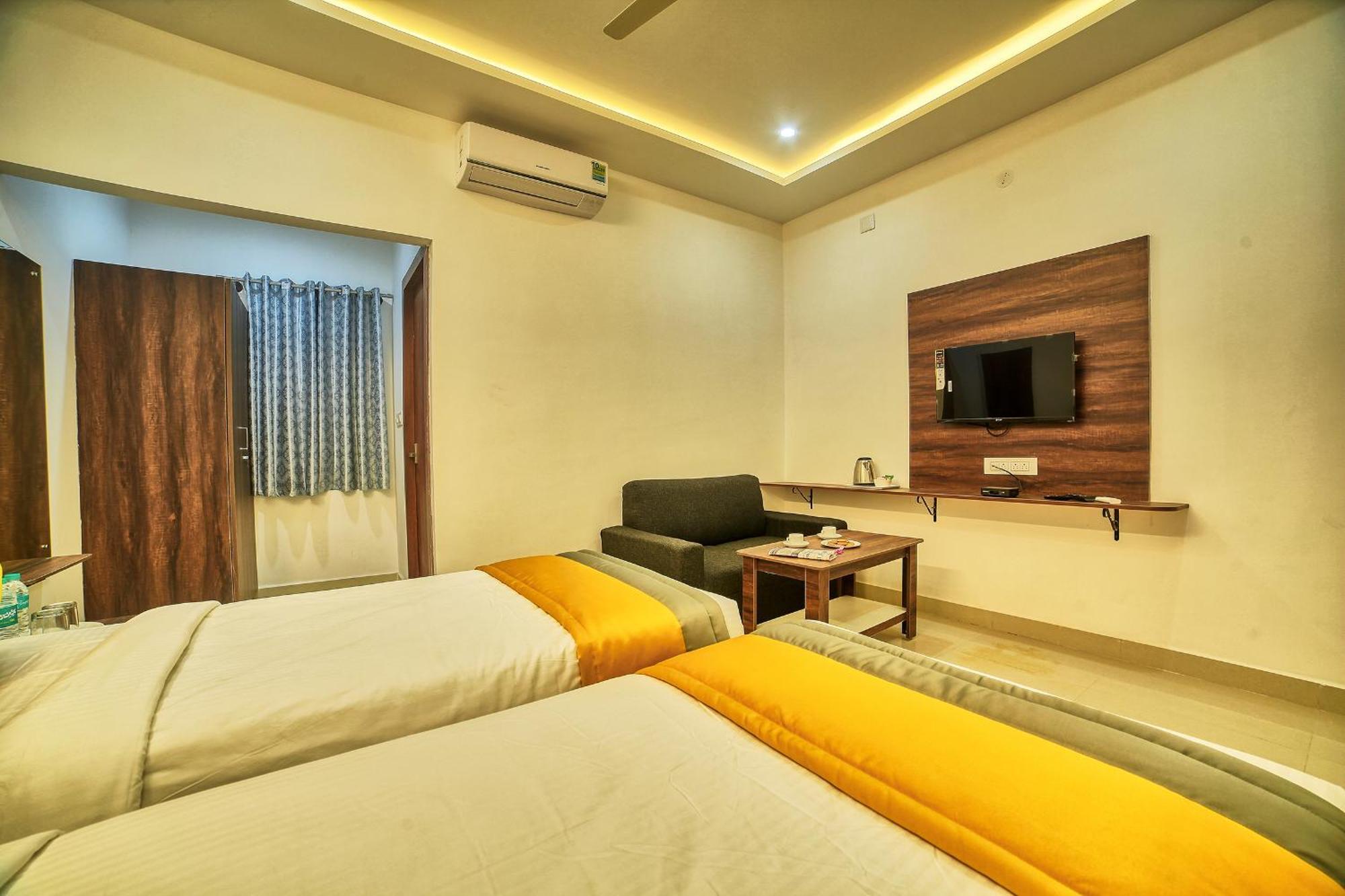 Visa Inn Hotel 4Kms From Airport L Free Airport Pickup & Drop 24X7 Devanahalli Bagian luar foto