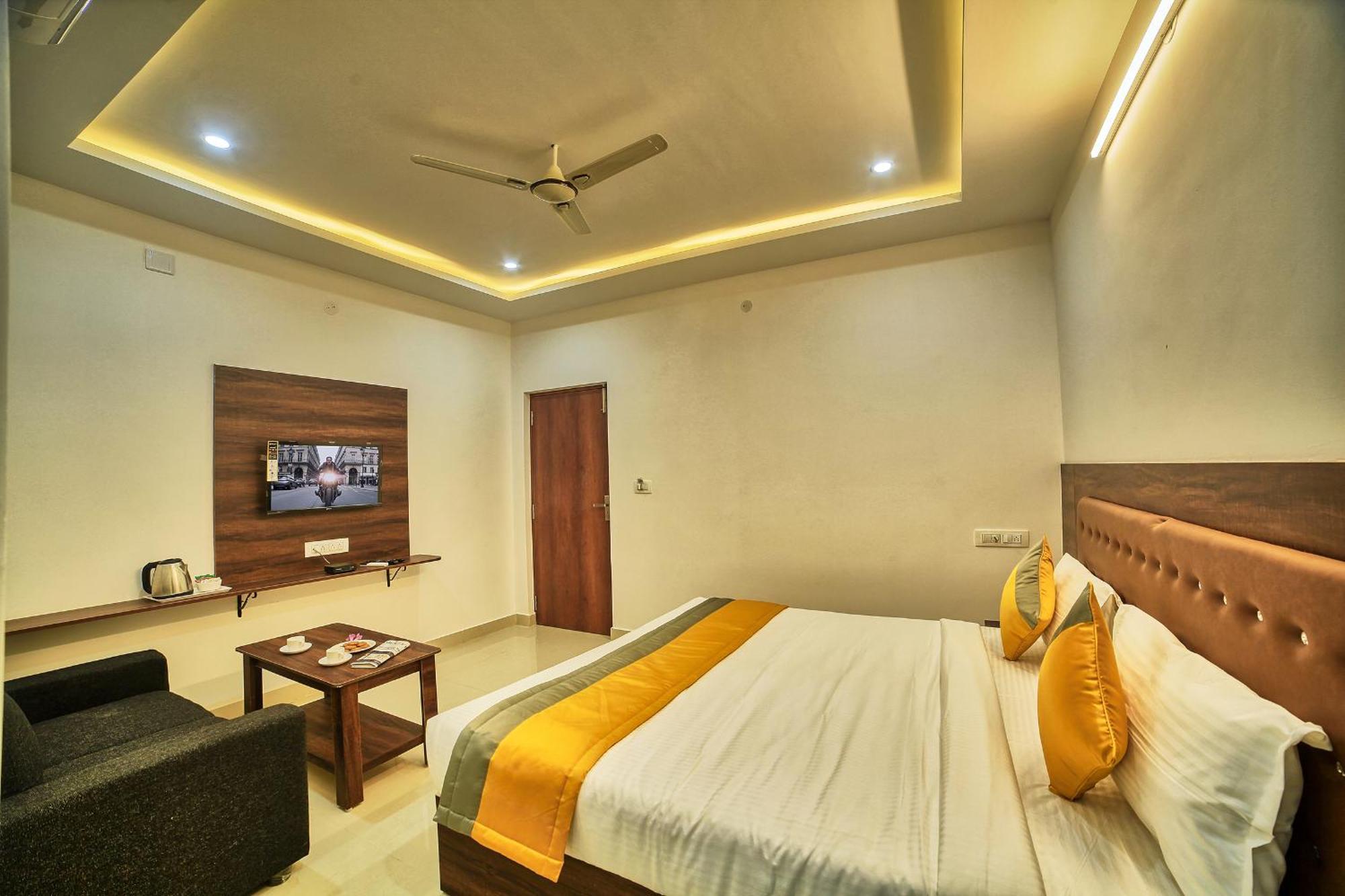 Visa Inn Hotel 4Kms From Airport L Free Airport Pickup & Drop 24X7 Devanahalli Bagian luar foto