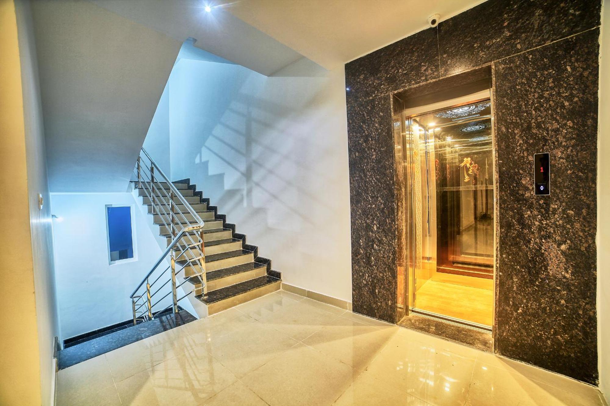 Visa Inn Hotel 4Kms From Airport L Free Airport Pickup & Drop 24X7 Devanahalli Bagian luar foto